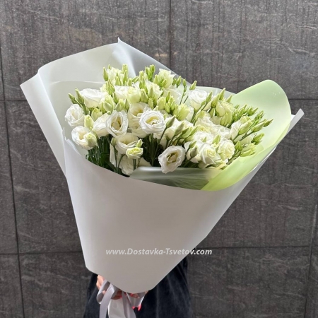 Delicate eustoma "White Lace"