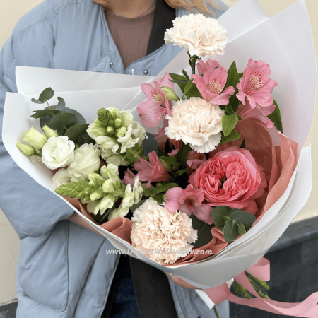 #12 Bouquet in pink tones with peony rose