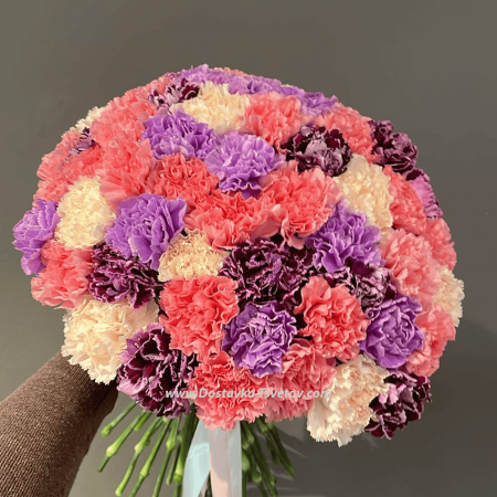 Large bouquet of carnations "Globe"