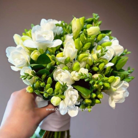 Bridal bouquet of freesias "Splendor"