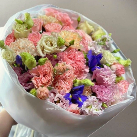 #20 Bouquet in pastel colors