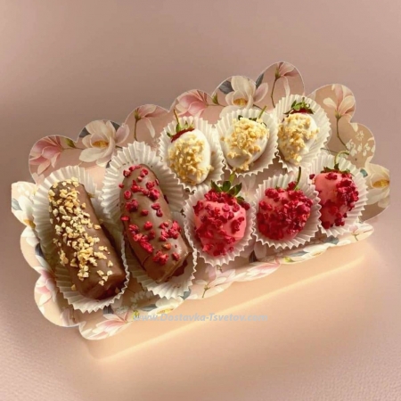 Chocolate Strawberry Set