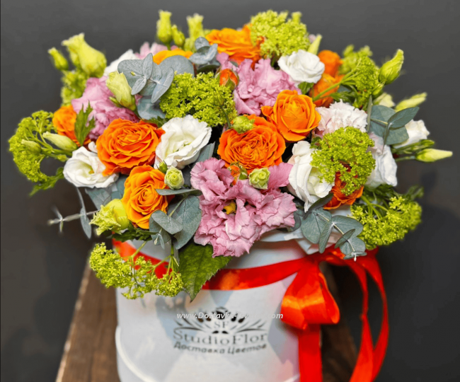 In the box Bright floral arrangement "Sunny Day"