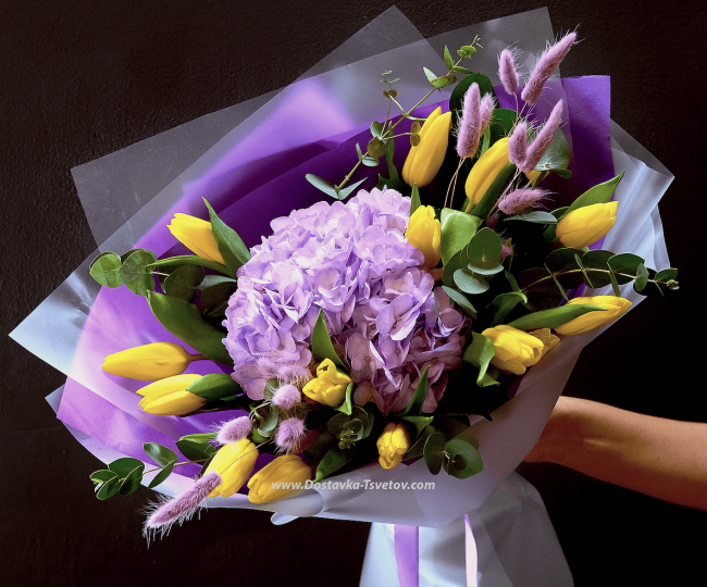 For woman Hydrangea in a bouquet "Amethyst"