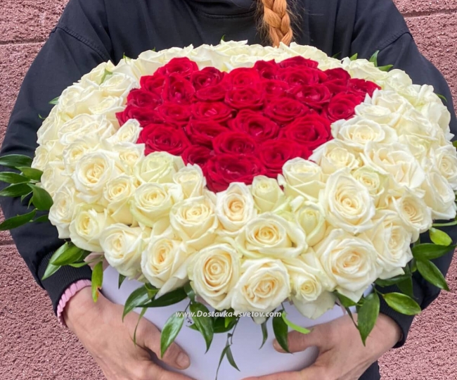 Flowers 101 Roses "Heart of Happiness"