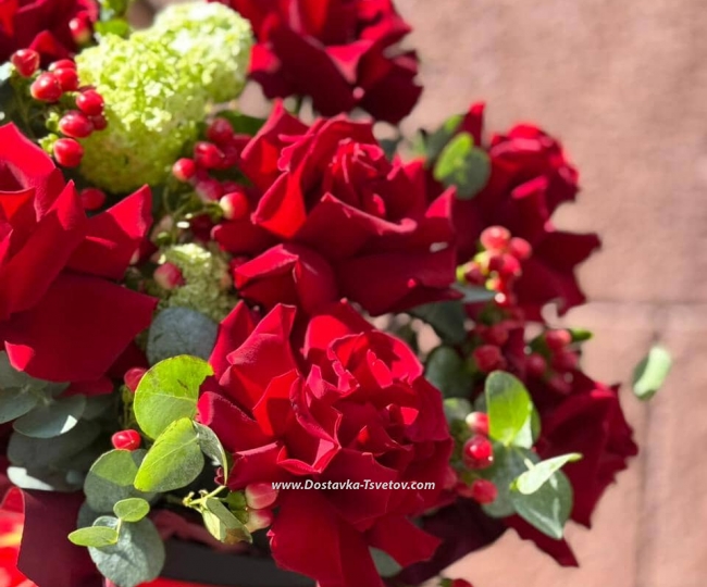 Ecuadorian roses in a box "Princess" - photo #2