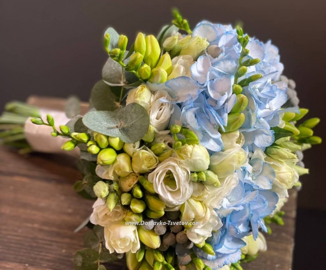 Flowers Bridal bouquet "Mountain Robin"