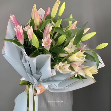 Bouquet of 11 lilies "Delight"