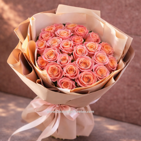 Delicate pink roses "Emily"