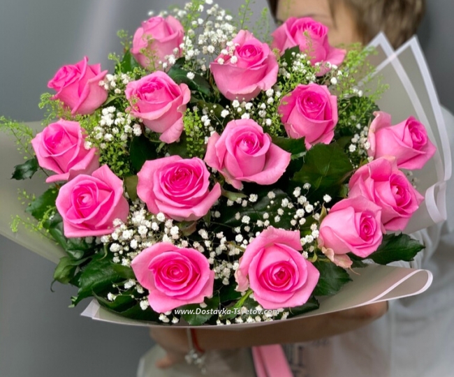 Roses Roses with greenery "Pretty Woman"