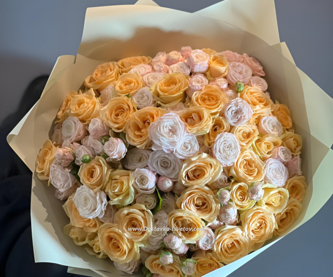 Roses Bouquet of roses mix "Caribbean"