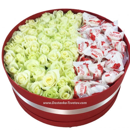 Box of white roses "Queen"