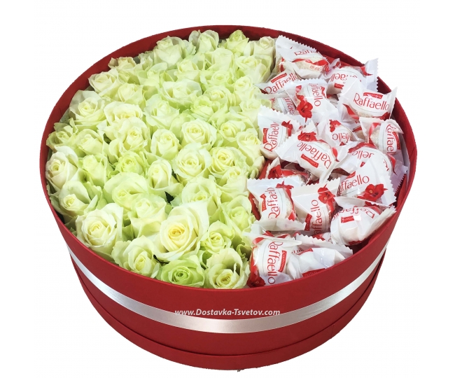 Box of white roses "Queen"