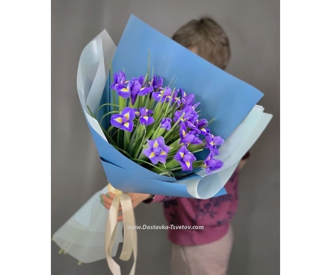 Flowers Bouquet of blue irises "Baikal"