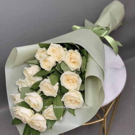 Bouquet of white roses "Angelica"