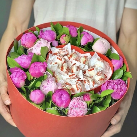 Peonies in a box "Plush"