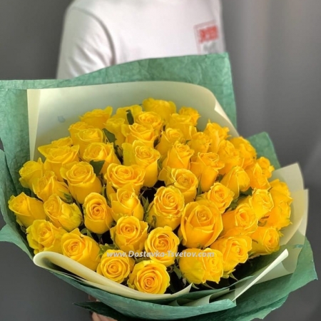 Bouquet of yellow roses 51 pieces "Submarine"