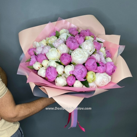 Bouquet of peonies "Shades of Pink"