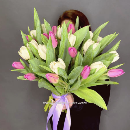 Bouquet of 29 tulips "Philadelphia"