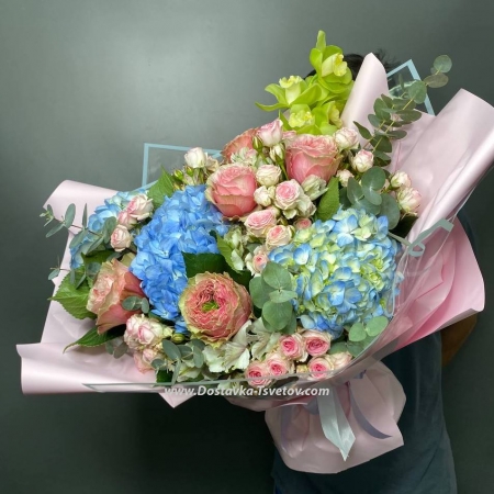 Luxurious bouquet "Georgina"