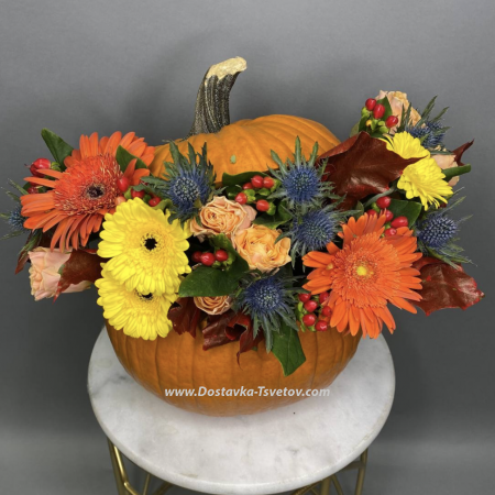 Pumpkin with Flowers