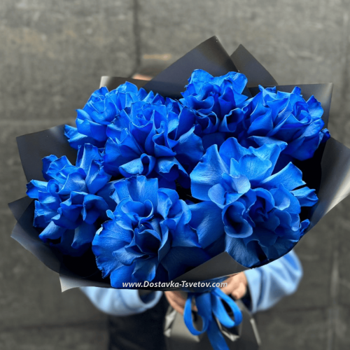 Bouquet of blue roses "Velvet Rose"