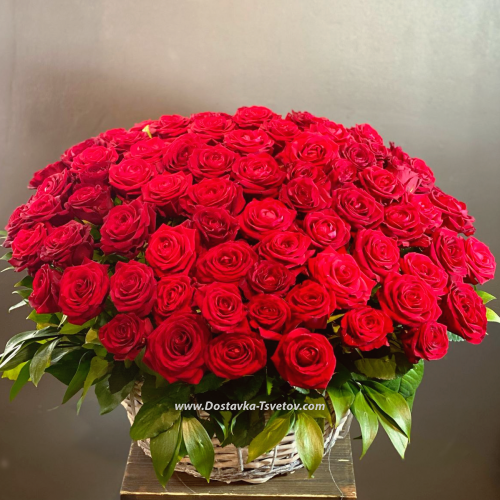Basket of red roses "Love"