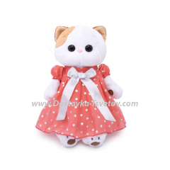 Li-Li in a polka dot dress