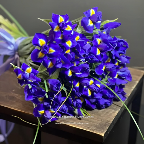 Irises in the bouquet "Venice by Night"