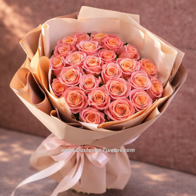 Delicate pink roses "Emily"