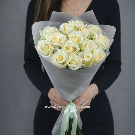 Bouquet of 15 white roses "Avalanche"