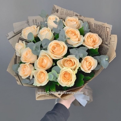 Cream roses "Tenderness"