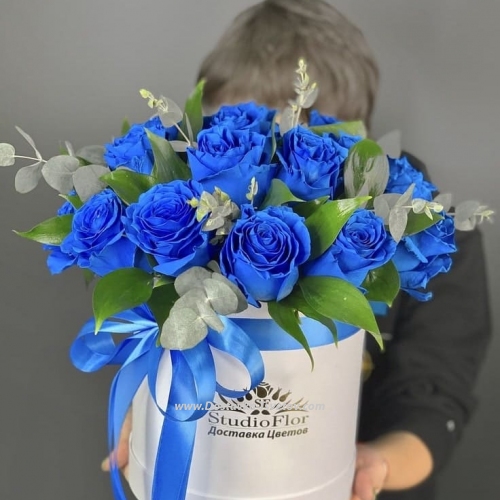 Box of roses "Blue Rhapsody"