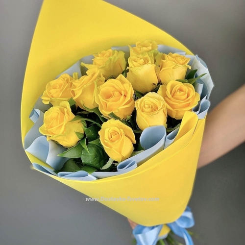 Bouquet of yellow roses "Champagne"