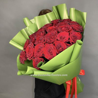 Red roses "Aphrodite"