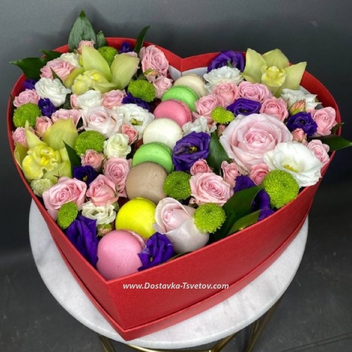 Flowers and Macarons