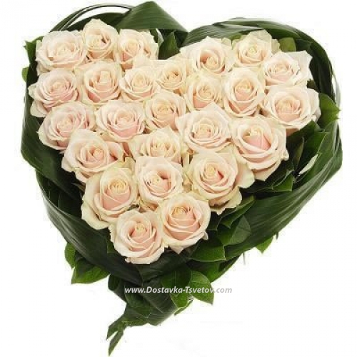 Heart of white roses "Brandy"